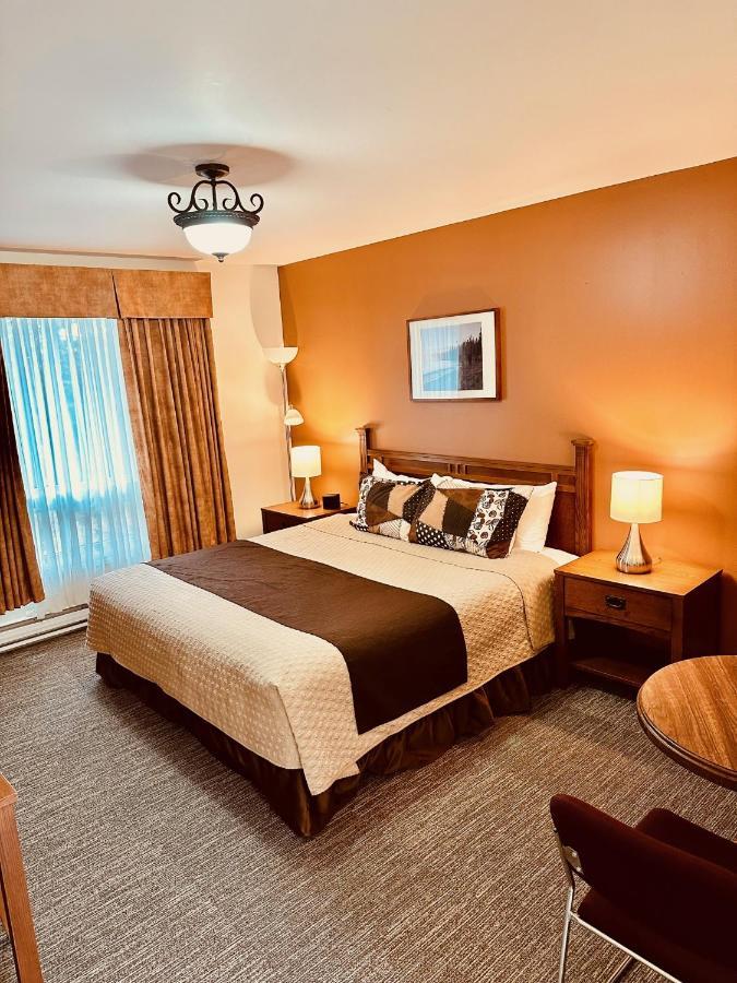 Best Northern Motel And Restaurant Wawa Bagian luar foto