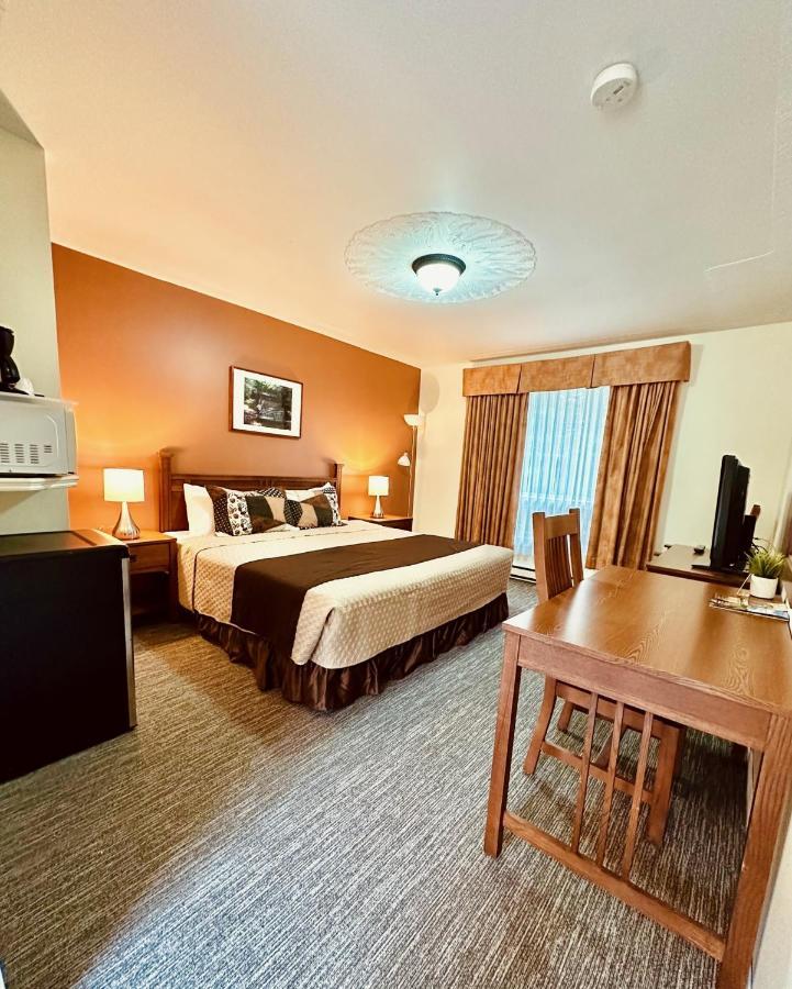 Best Northern Motel And Restaurant Wawa Bagian luar foto