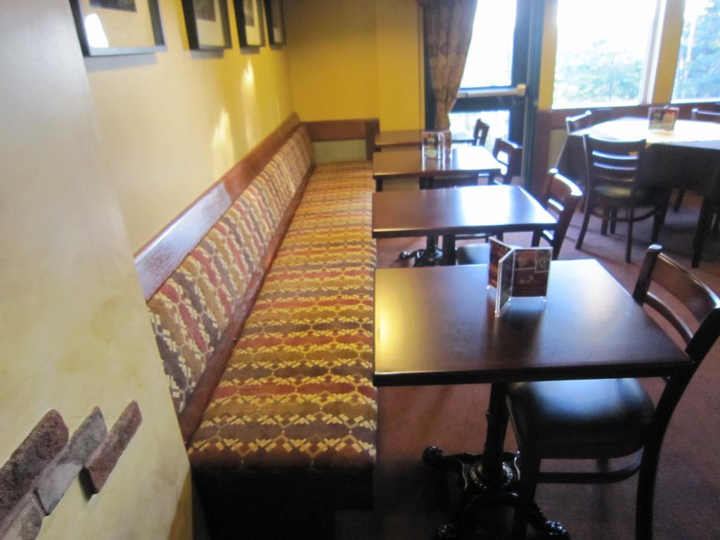 Best Northern Motel And Restaurant Wawa Bagian luar foto